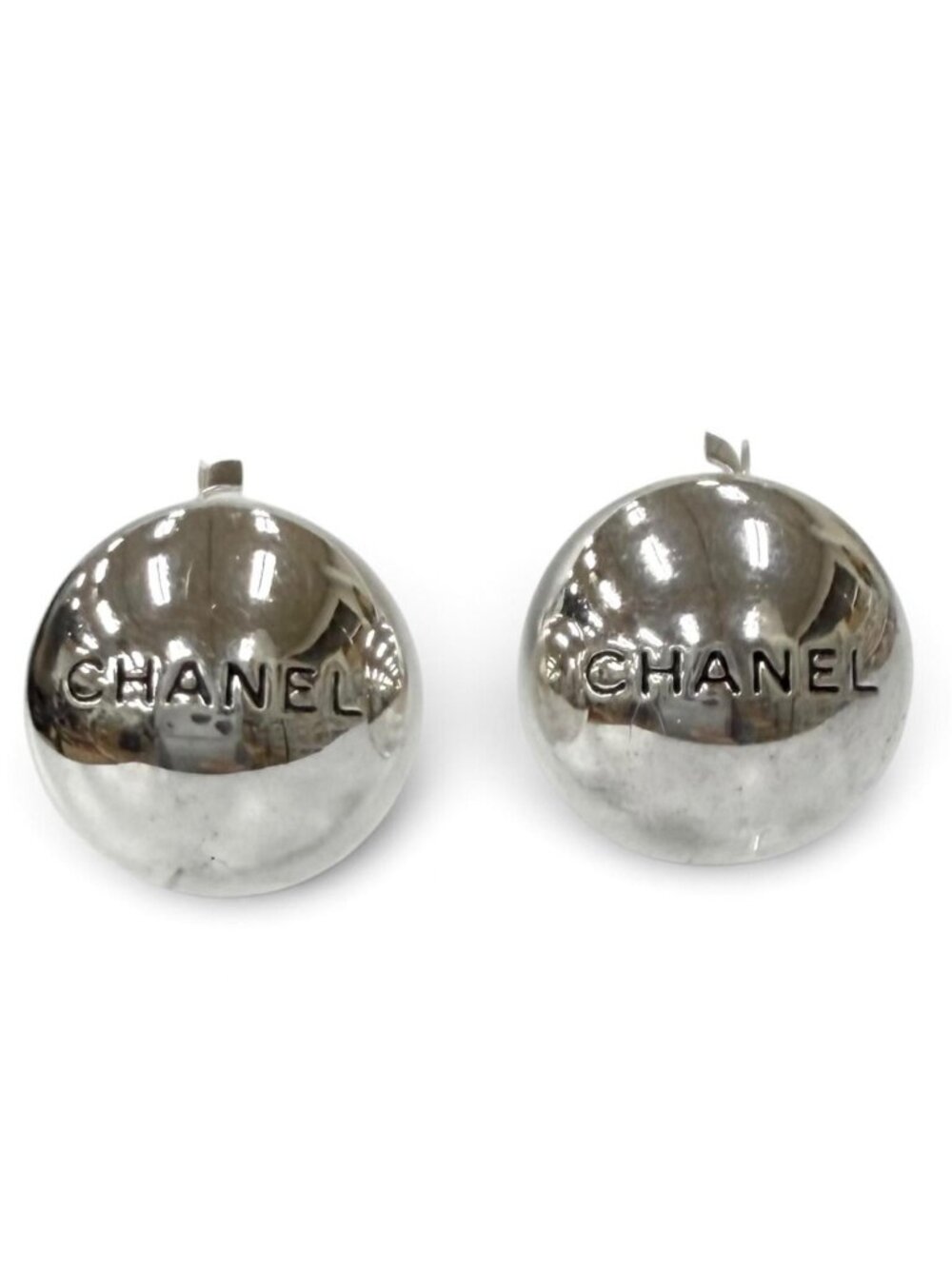 Chanel Vintage 98P Logo Design Round Earrings Silver